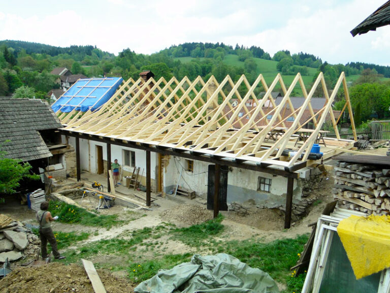 04 - Montáž nové dřevěné stropní konstrukce a krovu, Hluboké u Kunštátu | DřevArt