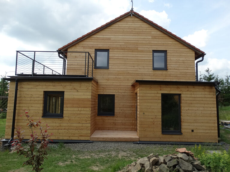 03 - Dokončená rekonstrukce dřevěné fasády - Ruprechtov | DřevArt